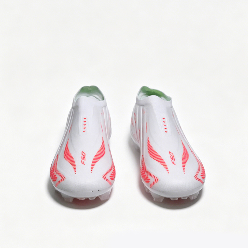 Sports Equipment For Boys - Scarpe da Calcio Premium Slip-on per