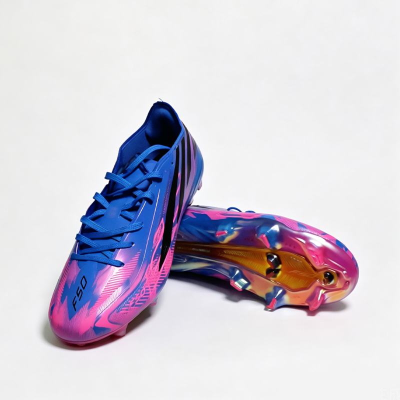Scarpe da Calcio Originali di  - Sports Equipment For Boys recensione e prezzo