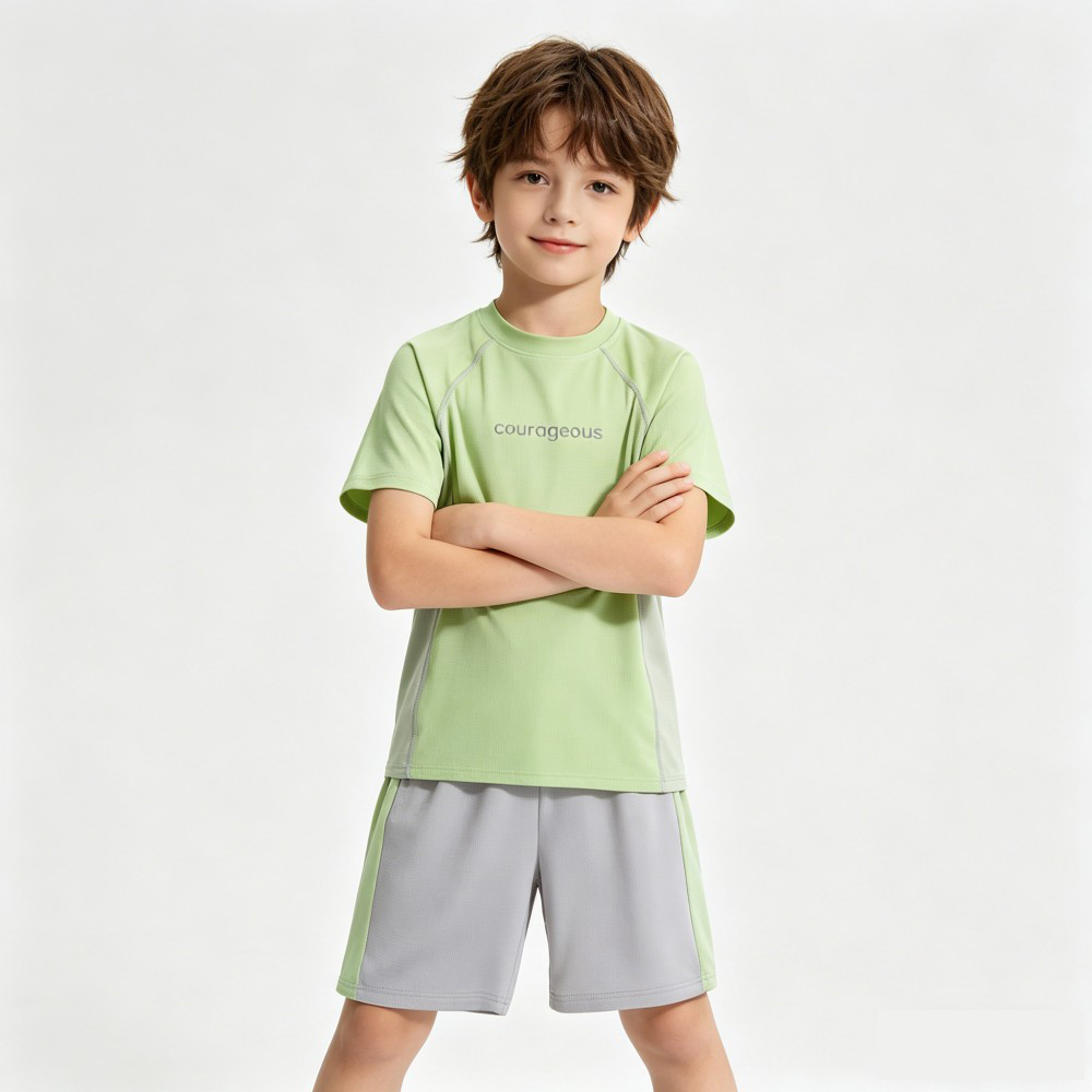 Completo Sportivo Estivo in Se - Sports Equipment For Boys recensione e prezzo